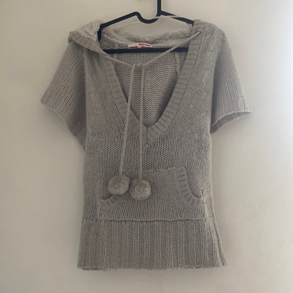Sleeveless Tally Weijl Knit Sweater with Hoodie